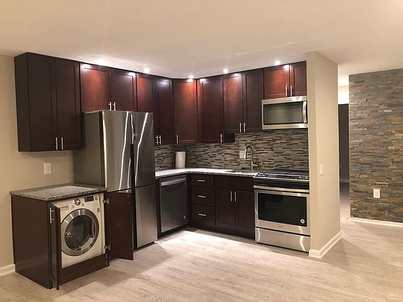 4th image of 5101 Crossfield Ct APT 3