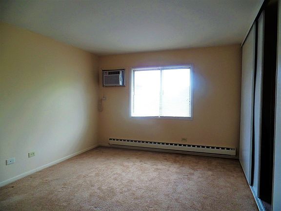 5th image of 196 Dunteman Dr APT 301