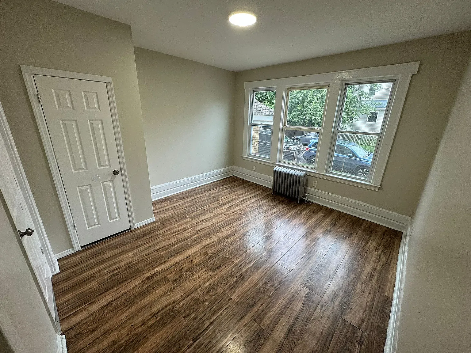 2 bed, 800 sqft, $1,849 — Photo 4