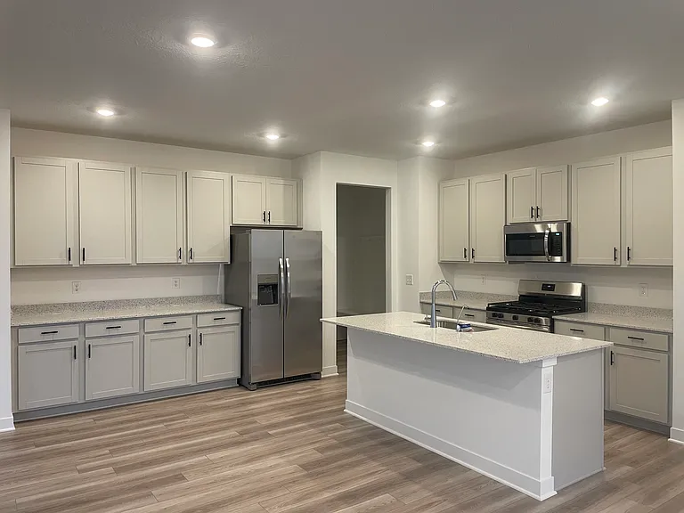 6138 Balsam Ct — Photo 30
