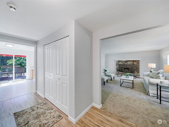 2nd image of 5405 183rd Avenue E