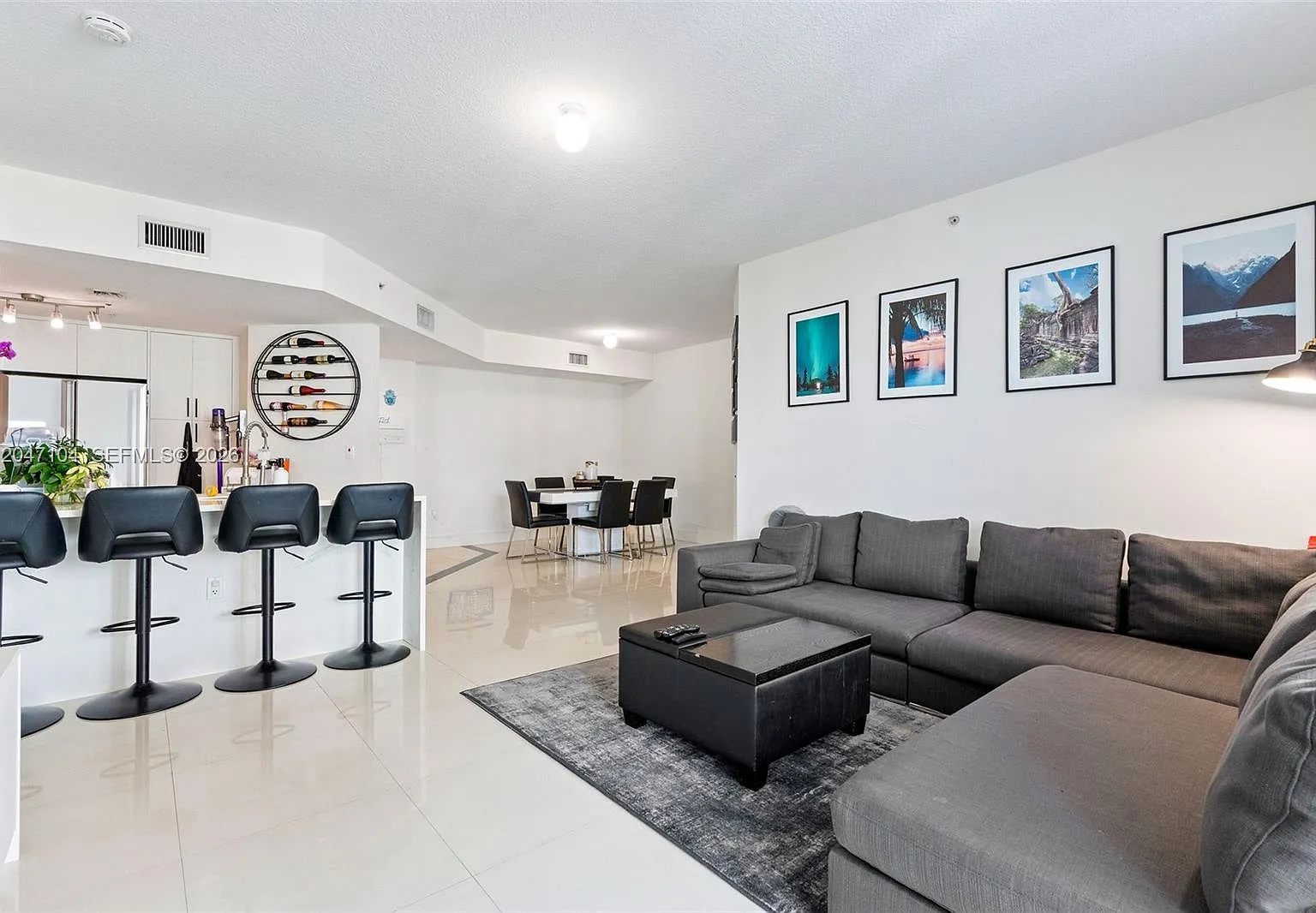 360 Condo A — Photo 3