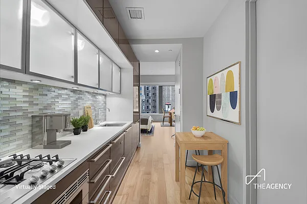 Rented by The Agency | media 8