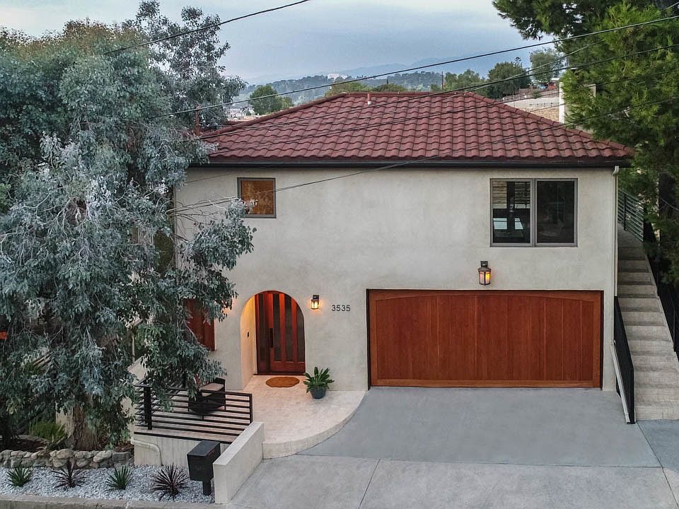 1st image of 3535 Cazador St