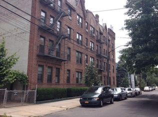 8915 102nd St APT C8, Richmond Hill, NY 11418