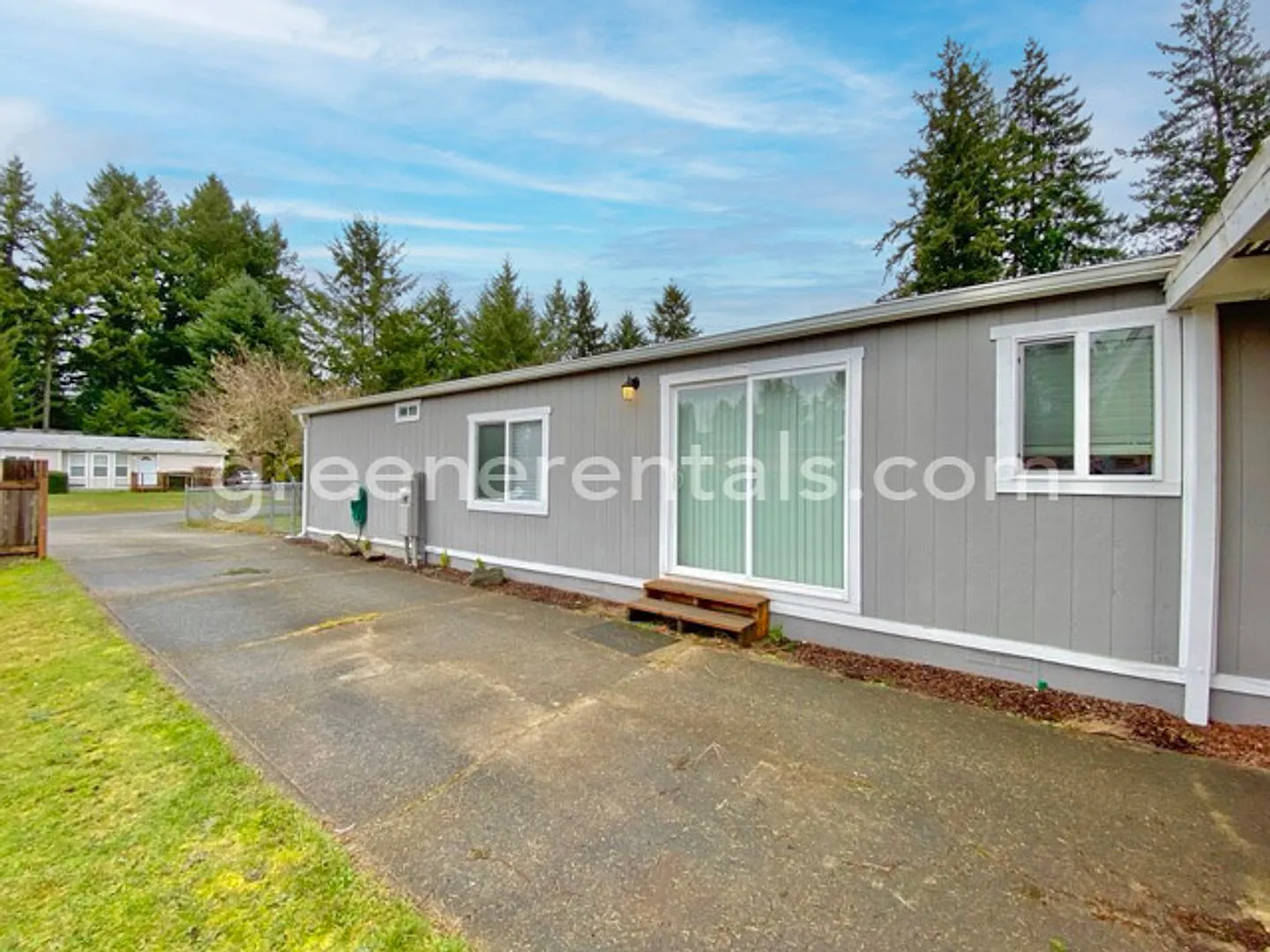 Updated 4BR 2BA Home in Lacey — Photo 3