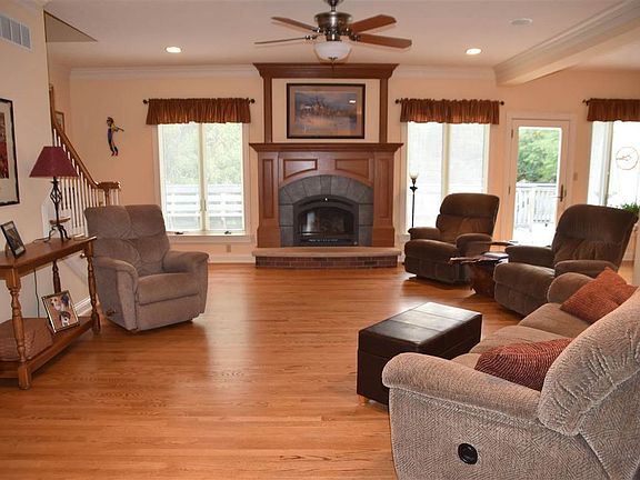2nd image of 4951 N Muirfield Dr