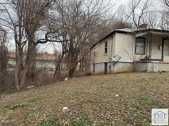 4th image of 308 Wingfield St