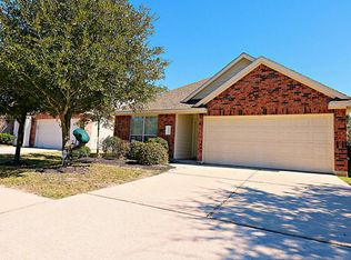 21614 Falvel Lake Dr, Spring, TX 77388