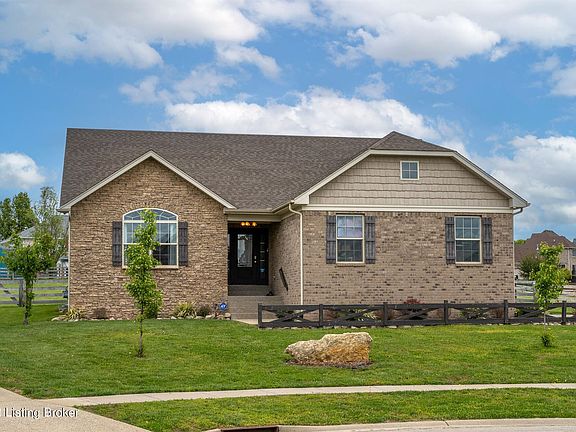 2nd image of 158 Aspen Green Ct