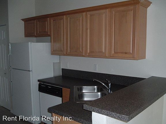 5th image of 965 Pipers Cay Dr #1