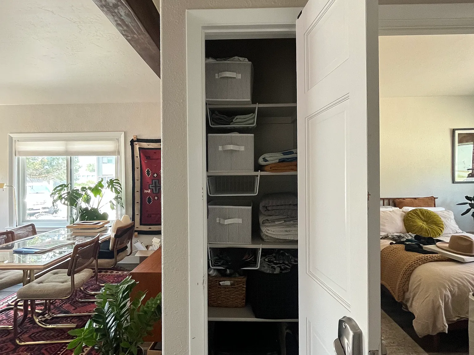 2 bed, 900 sqft, $2,300 — Photo 4