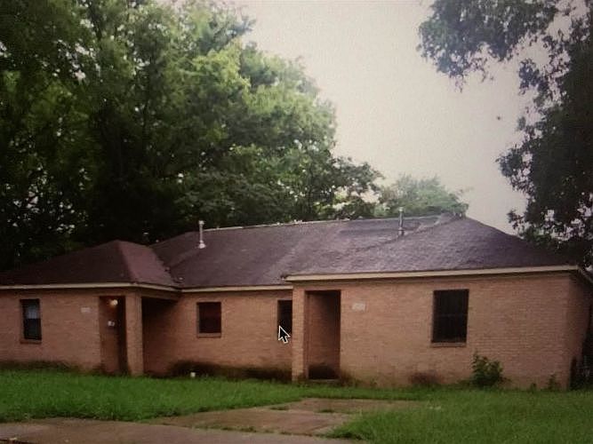 1st image of 1515 Parnell Ave