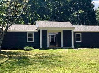 1318 Partridge Ln, Akron, OH 44333