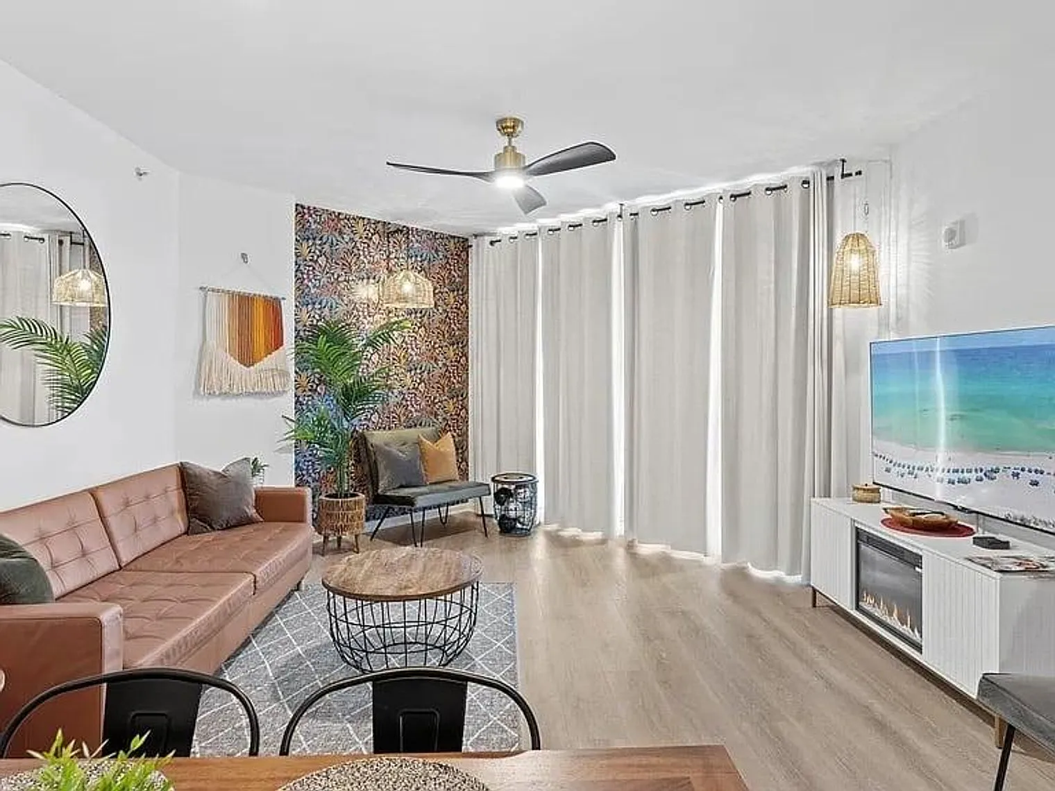 1 bed, 2.0 bath, 968 sqft, $3,046 — Photo 3