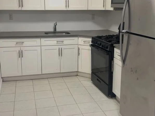 364 Huntington Avenue image 2 of 8