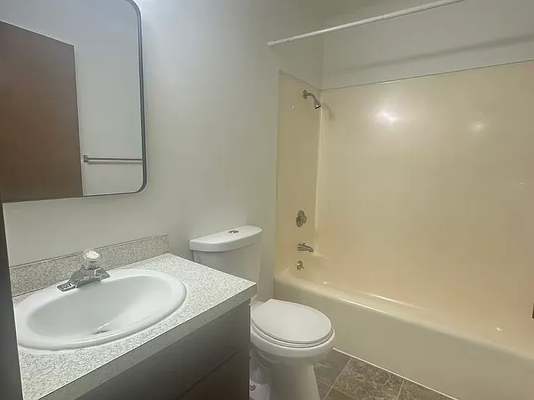 875 N 25th St #883 — Photo 10