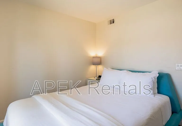 2415 E Finley Rd — Photo 47
