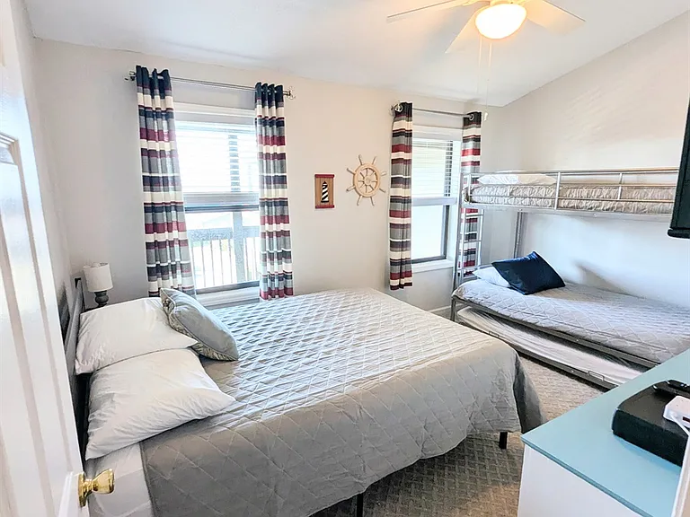 1896 New River Inlet Rd #1416 — Photo 8