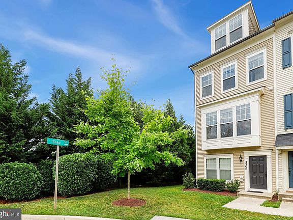 2nd image of 13200 Orsay St #2601