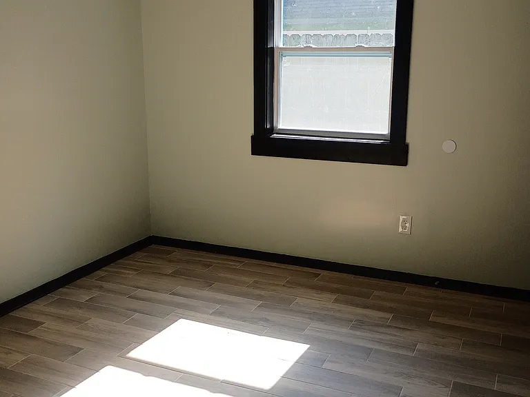 492 Delta Rd — Photo 11