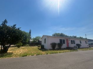 1420 Gleason Ave, Sutherlin, OR 97479