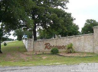 479 Rosewood Dr, La Vernia, TX 78121