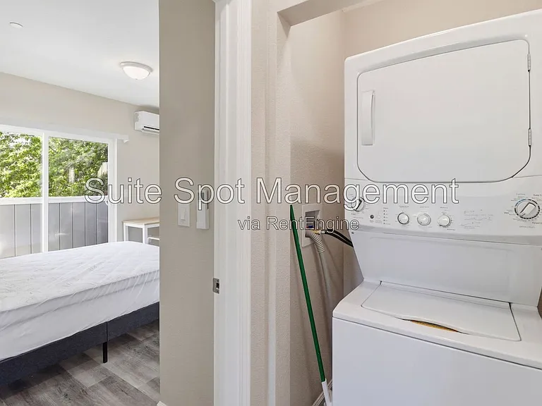 160 Harrison Ave #E3 — Photo 33