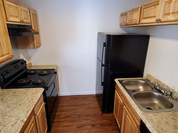 4th image of 416 Independent Ave APT 24