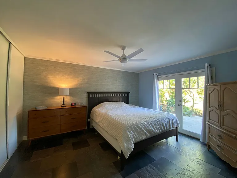 2415 Stevens Cir — Photo 19