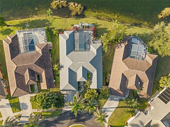 3rd image of 1034 Tivoli CT