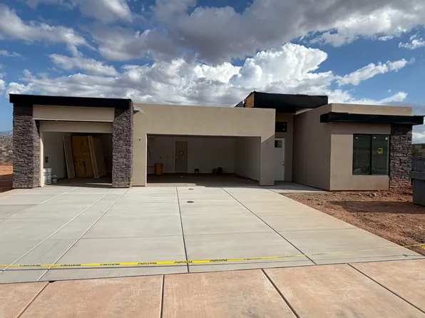 1758 W Monument Valley Rd, Hurricane, UT 84737