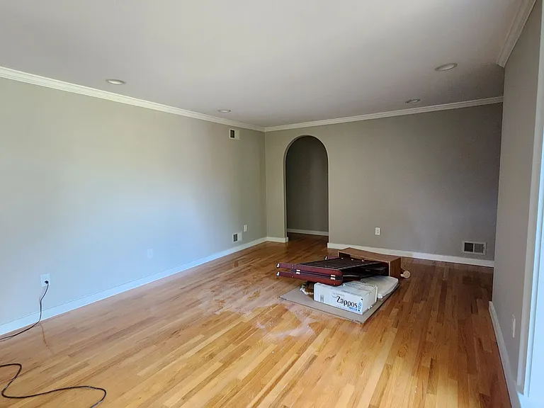 2207 Fordham Dr — Photo 4