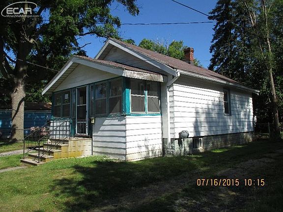 5th image of 834 Paddington Ave
