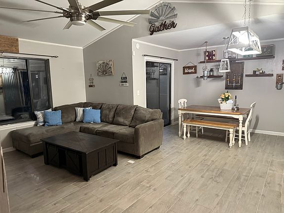 Open concept dinning area option 2 Sectional Living room