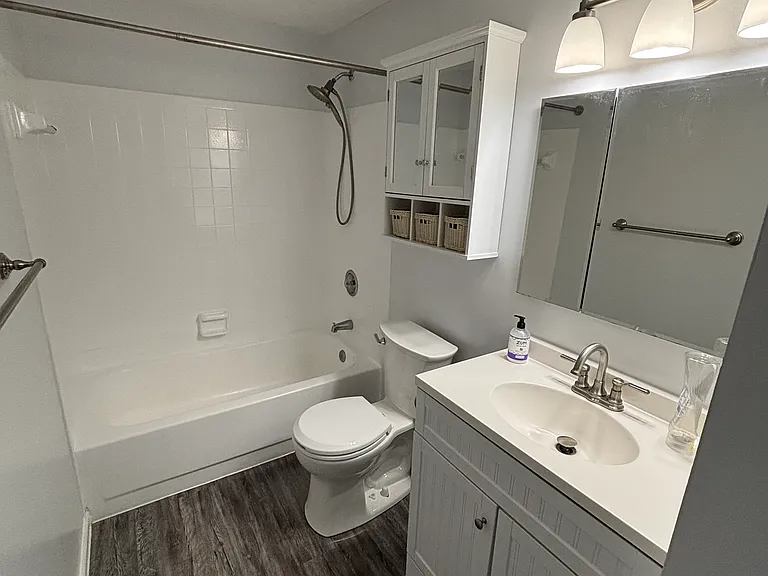 9653 Glendower Ct — Photo 5