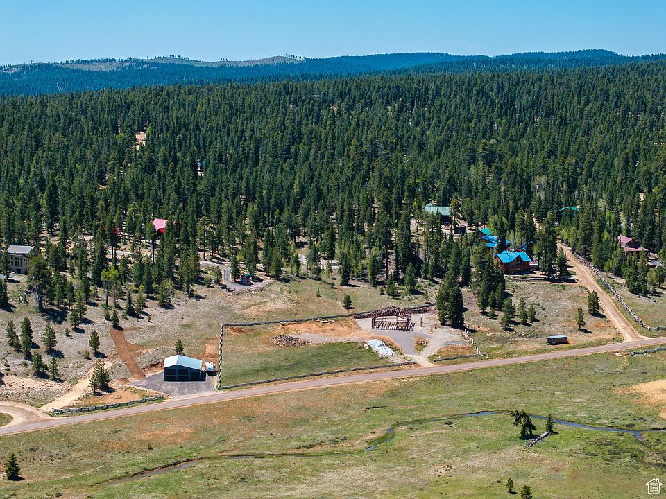 2250 E Strawberry Point Rd, Duck Creek Village, UT 84762 | MLS #2002589 ...