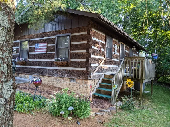 2822 Walnut St W #20, Johnson City, TN 37604