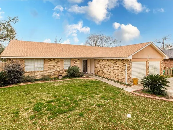 604 Fairway Dr, La Place, LA 70068