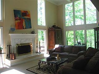 1st image of 988 Oakwood Ave