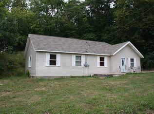 304 W State St, Veedersburg, IN 47987