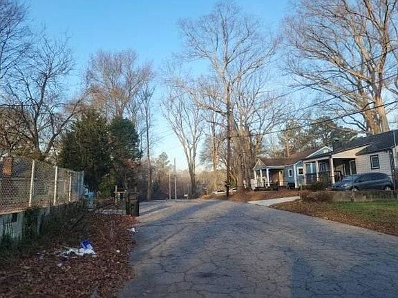 4th image of 1864 Phillips Ave