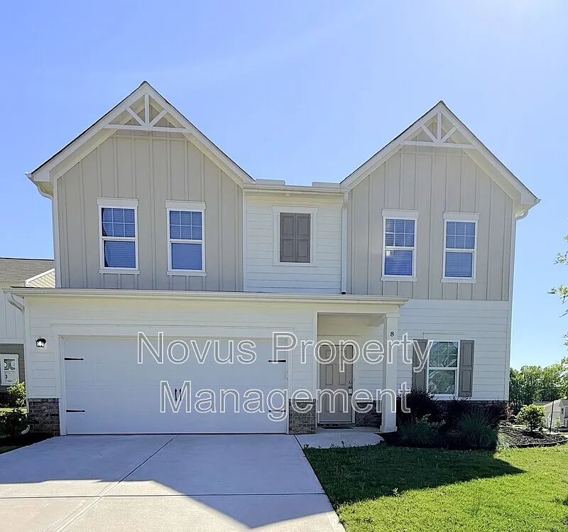 4 bed, 2.5 bath, 2132 sqft, $2,149 — Photo 2