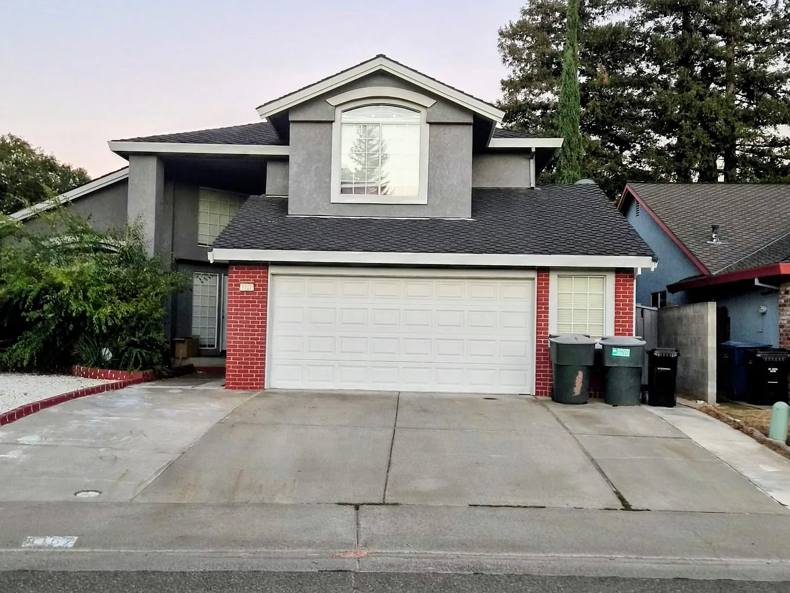 8167 Helmsdale Dr — Photo 2