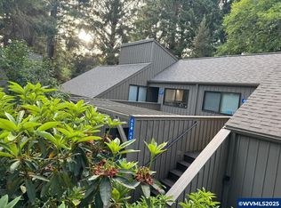 5801 NE Voyage Ave, Lincoln City, OR 97367