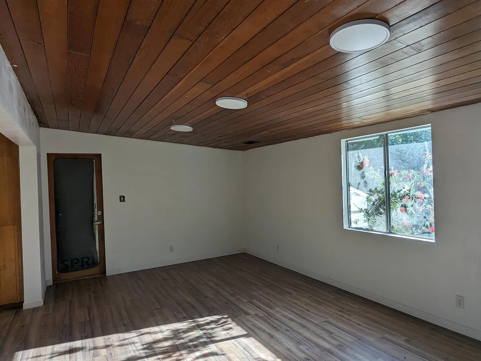 3 bed, 1650 sqft, $2,895 — Photo 4