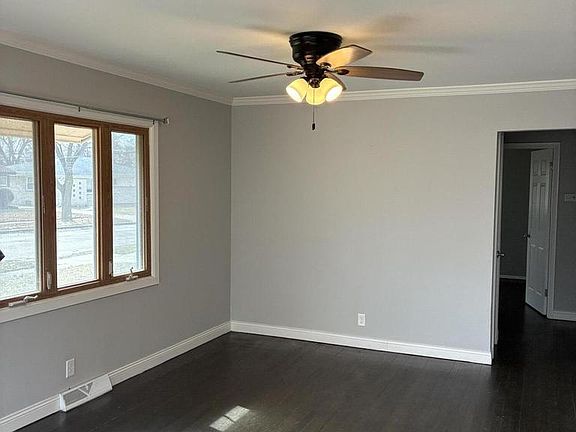 3rd image of 8528 W Arden PLACE
