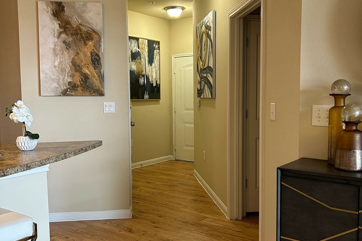 entryway1 bed