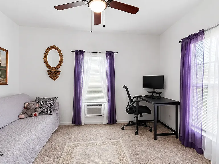 1034 Eldorado St — Photo 6