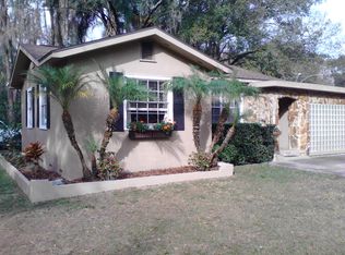 1007 Crystal Lake Rd, Lutz, FL 33548